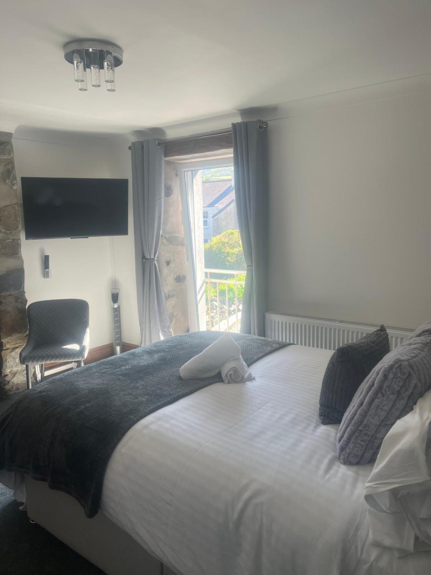 Alpine Lodge Guest House Ланберис Екстериор снимка